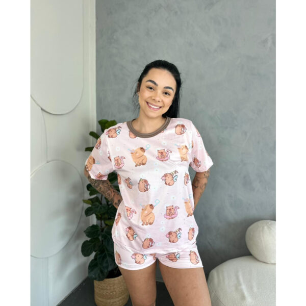 Pijama Manga Curta Capivara Rosa
